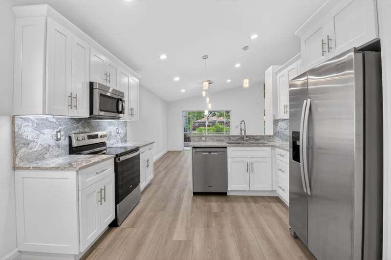 3 bedroom Single Family Residence at 5891 Royal Isles Boulevard, Royal Lakes, Boynton Beach — photo 4