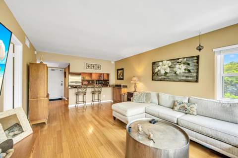 615 NE 12th Avenue #312, Fort Lauderdale FL - photo 8 of 35