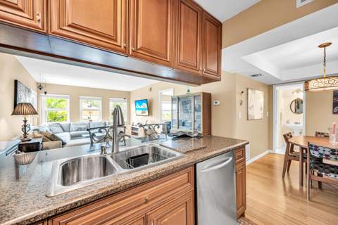 615 NE 12th Avenue #312, Fort Lauderdale FL - photo 14 of 35