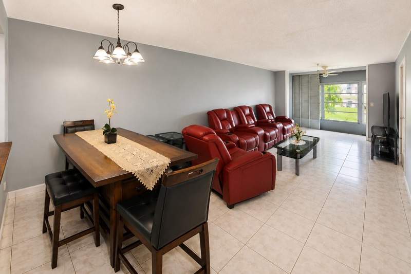 2 bedroom Condominium at 2750 W Sunrise Lakes Drive #112, Sunrise Lakes 6 Condo, Sunrise — photo 5