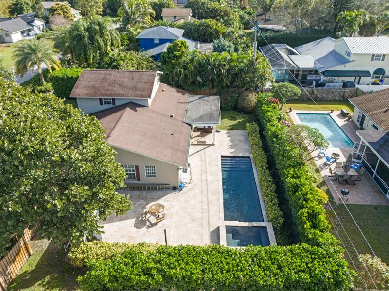 3 bedroom Single Family Residence at 4610 Pinetree Drive, Golf Club Est, Delray Beach — photo 3