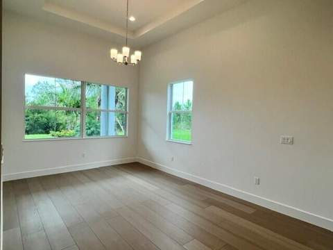 10238 Timber Creek Way, Palm Beach Gardens FL - photo 8 of 35