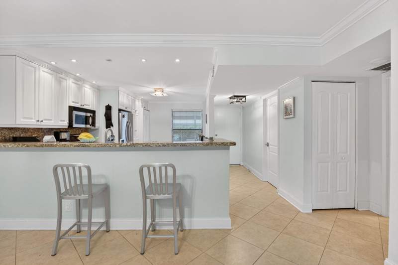 2 bedroom Condominium at 1627 Riverview Road #110, Hillsboro Landings Condo No Two, Deerfield Beach — photo 4