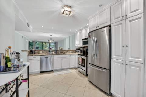 1627 Riverview Road #110, Deerfield Beach FL - photo 8 of 53