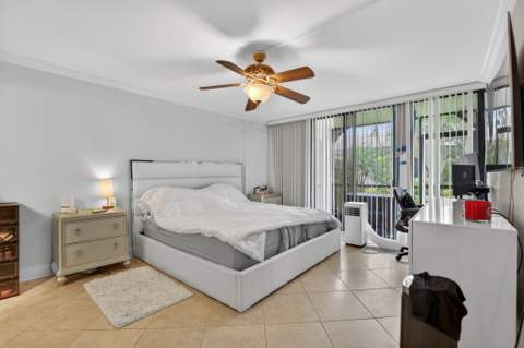 1627 Riverview Road #110, Deerfield Beach FL - photo 18 of 53