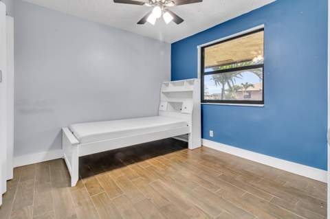 5510 Lakeside Drive #202, Margate FL - photo 14 of 27