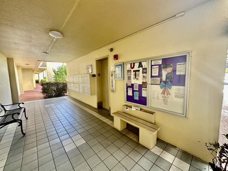 2 bedroom Condominium at 3661 Via Poinciana #615, Poinciana Place Condo 1,2,8 And 9, Greenacres — photo 5