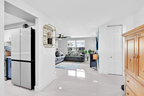 8411 Theresa Road, Boynton Beach FL - photo 24 of 35