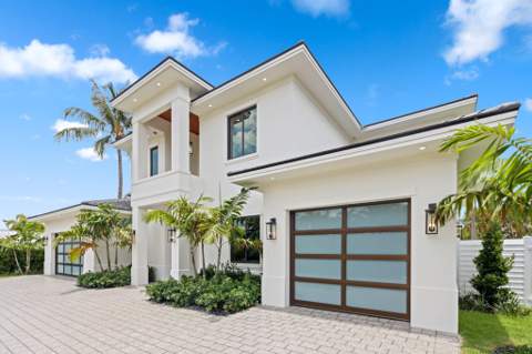 1160 Emerald Drive, Riviera Beach FL - photo 6 of 86