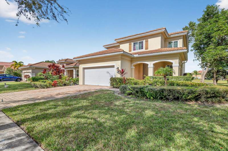 4 bedroom Single Family Residence at 6720 Osage Circle, Sagewood, Greenacres — photo 3