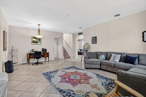 6720 Osage Circle, Greenacres FL - photo 10 of 54