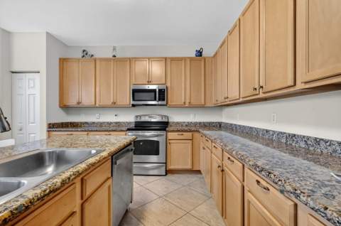6720 Osage Circle, Greenacres FL - photo 17 of 54