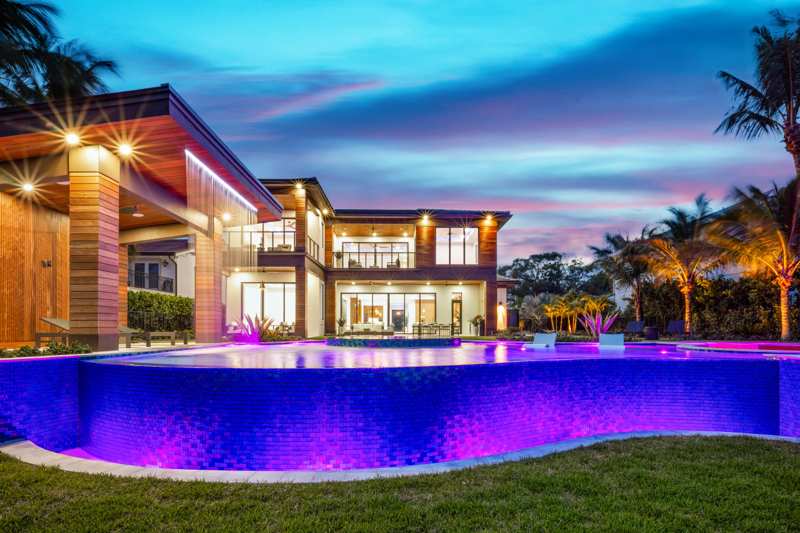 7 bedroom Single Family Residence at 1708 N Lakeside Drive, North Lake Worth, Lake Worth Beach — photo 1