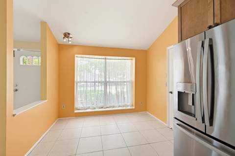 8131 Countrypark Drive, Boca Raton FL - photo 11 of 43