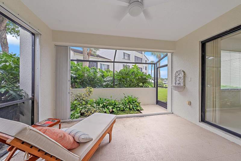 2 bedroom Condominium at 811 Oak Harbour Drive, Oak Harbour Condos, Juno Beach — photo 3