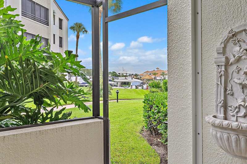 2 bedroom Condominium at 811 Oak Harbour Drive, Oak Harbour Condos, Juno Beach — photo 1