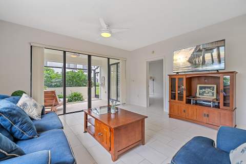 811 Oak Harbour Drive, Juno Beach FL - photo 9 of 48