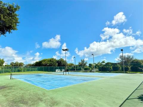 811 Oak Harbour Drive, Juno Beach FL - photo 19 of 48