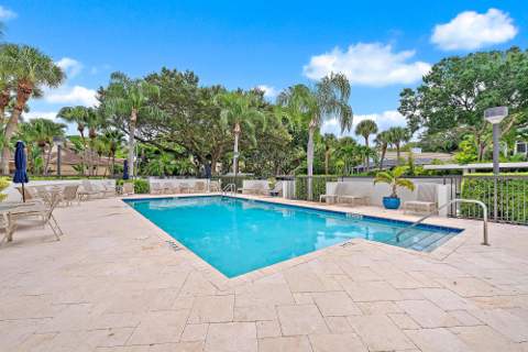 811 Oak Harbour Drive, Juno Beach FL - photo 21 of 48