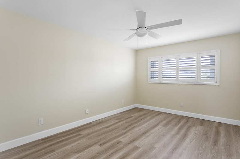 2 bedroom Condominium at 111 Shore Court #203, Shore Club Apts B & C Condo, North Palm Beach — photo 1