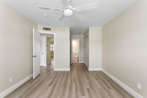 111 Shore Court #203, North Palm Beach FL - photo 20 of 27