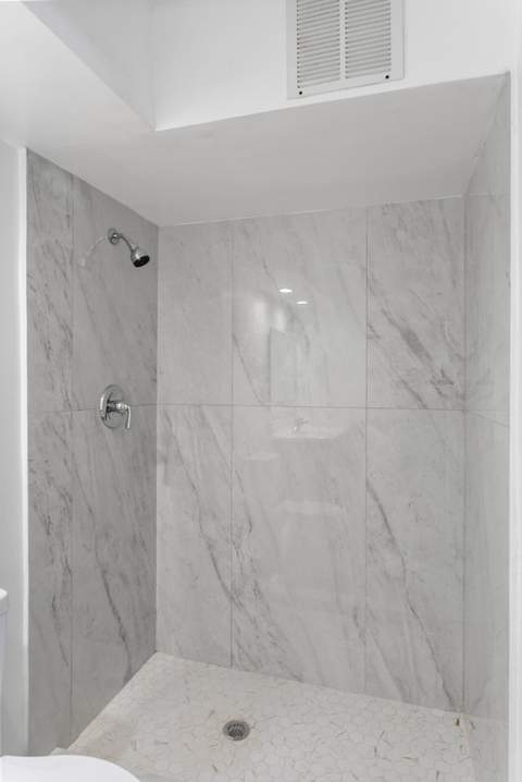 111 Shore Court #203, North Palm Beach FL - photo 10 of 27