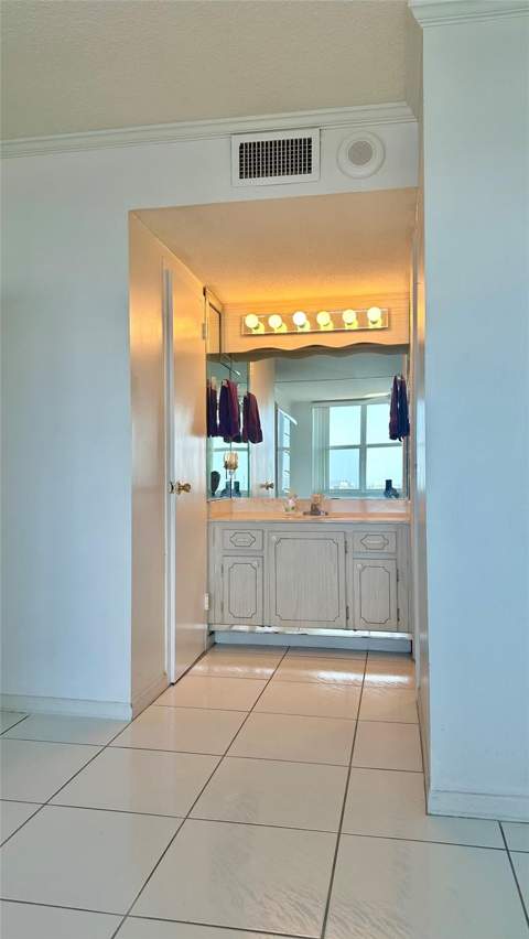 5100 Dupont Boulevard #11n, Fort Lauderdale FL - photo 10 of 37