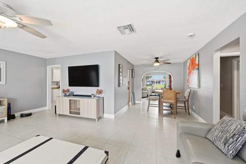 4629 NW 45th Court, Tamarac FL - photo 9 of 48