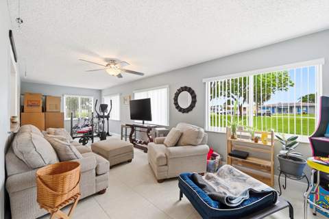 4629 NW 45th Court, Tamarac FL - photo 16 of 48