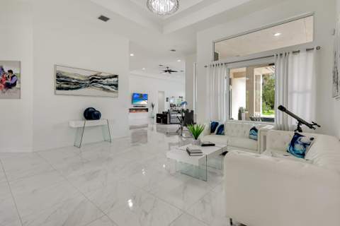 142 Brynhurst Court, West Palm Beach FL - photo 8 of 43