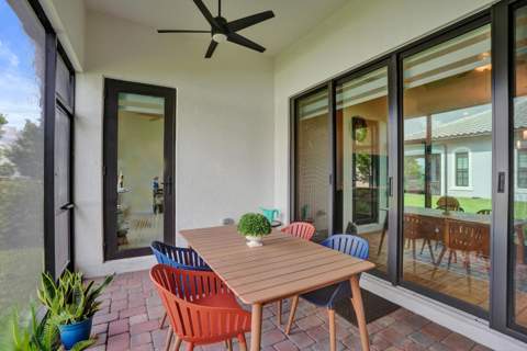 8336 W Blue Spring Drive, Parkland FL - photo 19 of 40