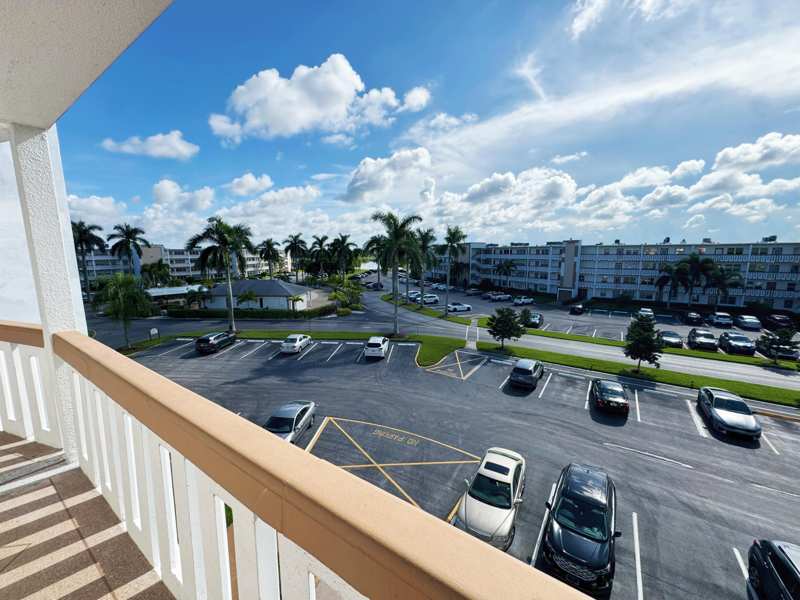 2 bedroom Condominium at 4075 Cornwall D, Cornwall At Century Village Condo, Boca Raton — photo 1
