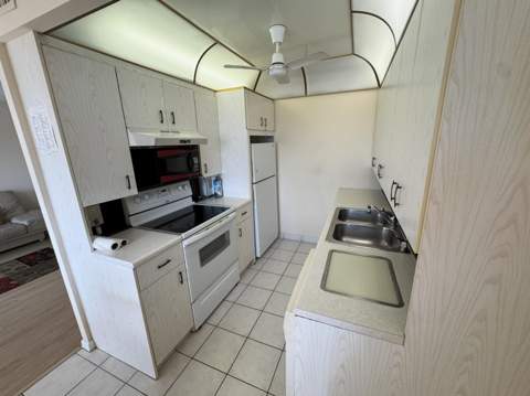 4075 Cornwall D, Boca Raton FL - photo 6 of 30