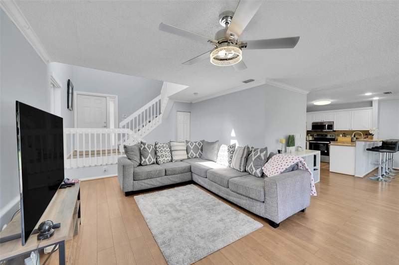 4 bedroom Single Family Residence at 10615 NW 12th Court, Minto Plantation-1, Plantation — photo 3