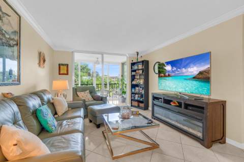 6795 Huntington Lane #306, Delray Beach FL - photo 11 of 72