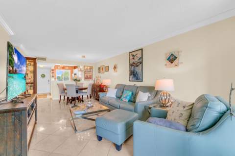 6795 Huntington Lane #306, Delray Beach FL - photo 17 of 72