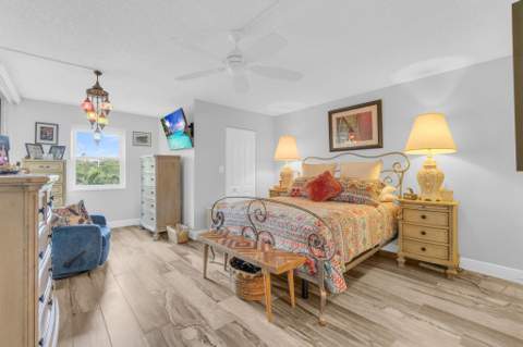 6795 Huntington Lane #306, Delray Beach FL - photo 18 of 72
