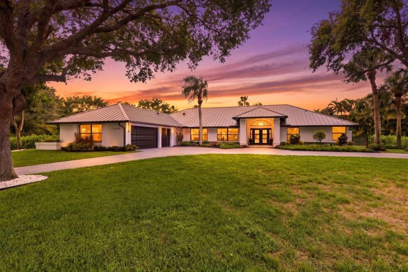 4 bedroom Single Family Residence at 15555 De Havilland Court, Wellington Aero Club Of The Landings At Wellington, Wellington — photo 2