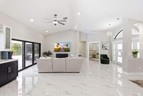 15555 De Havilland Court, Wellington FL - photo 7 of 59