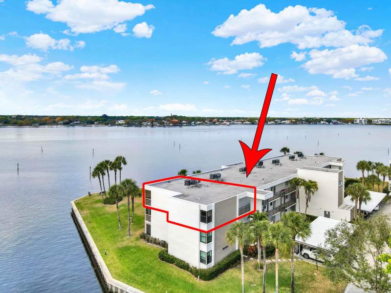 2 bedroom Condominium at 1950 SW Palm City Road #13-301, Circle Bay Yacht Club Condo, Stuart — photo 3
