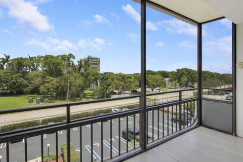1500 Presidential Way #404, West Palm Beach FL - photo 24 of 26