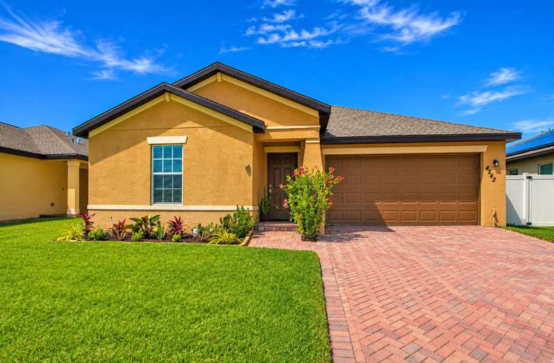 3 bedroom Single Family Residence at 4242 Thurso Way, Bent Creek Tract B-2, Fort Pierce — photo 1