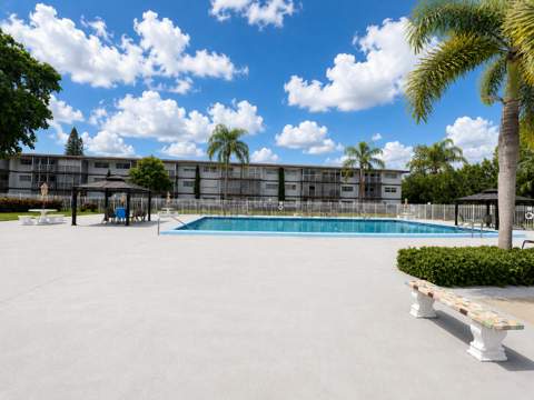 1201 Hillcrest Court #315, Hollywood FL - photo 18 of 19