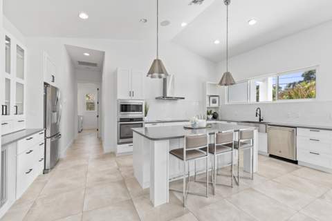 3213 SE Morningside Boulevard, Port St. Lucie FL - photo 8 of 57