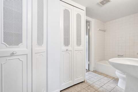 304 Golfview Road #304, North Palm Beach FL - photo 17 of 40