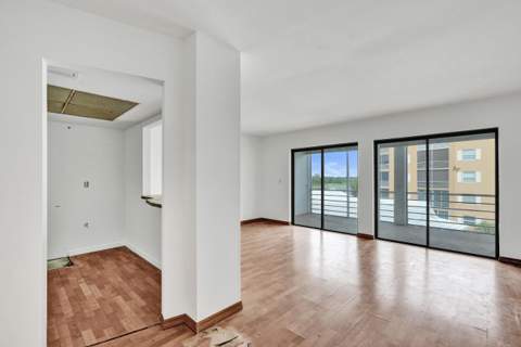 304 Golfview Road #304, North Palm Beach FL - photo 7 of 40