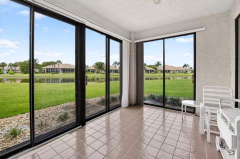 8073 Aberdeen Drive #102, Boynton Beach FL - photo 16 of 56