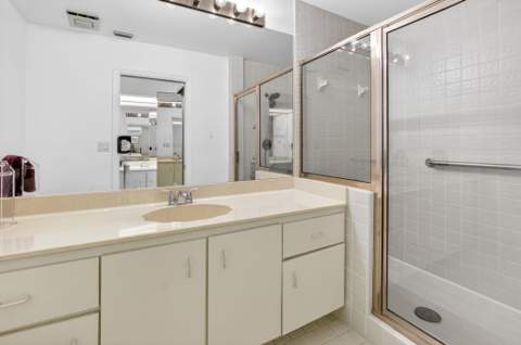 8073 Aberdeen Drive #102, Boynton Beach FL - photo 21 of 56