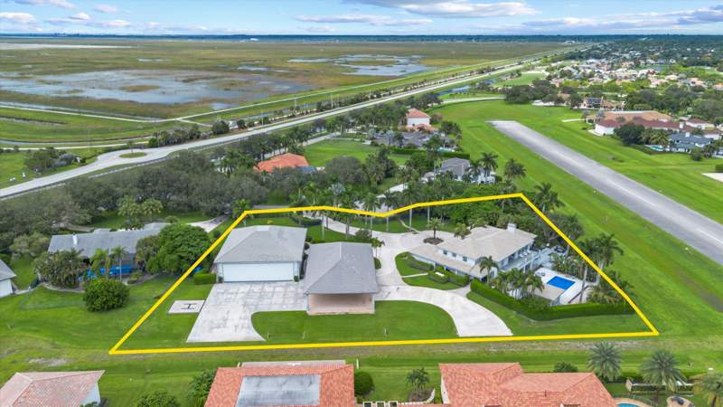 5 bedroom Single Family Residence at 15850 Britten Lane, Wellington Aero Club Of The Landings At Wellington, Wellington — photo 2