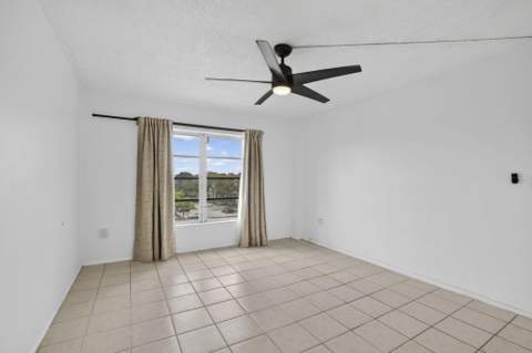 4174 Inverrary Drive #513, Lauderhill FL - photo 18 of 36